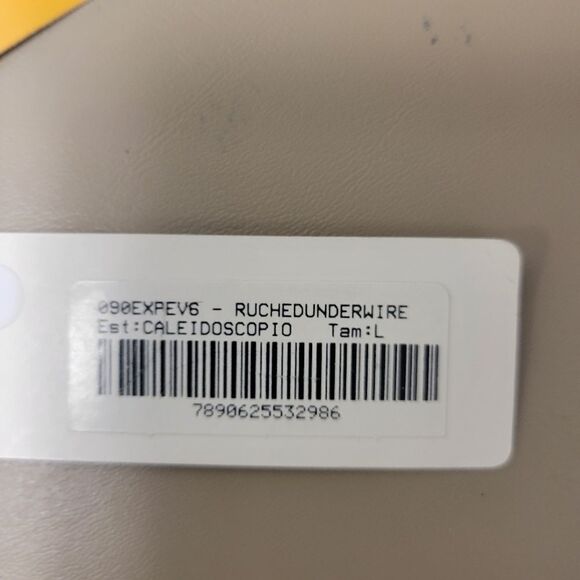 4/$16- Floral Top  - Picture 3 of 4